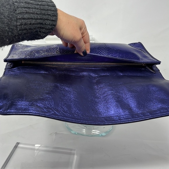 Gucci Malika Large Python Snakeskin Deep Metallic Purple Clutch - Picture 11 of 15